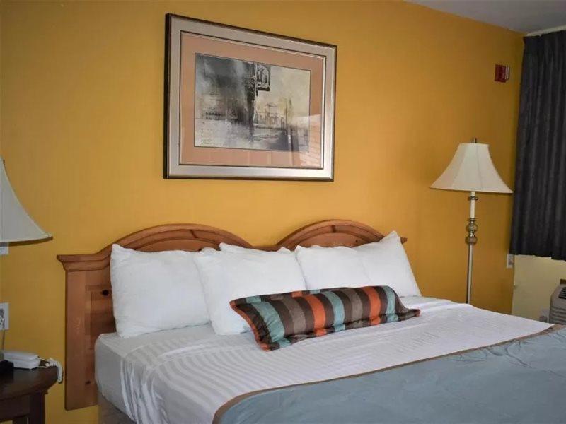 Travelodge By Wyndham Albuquerque East Dış mekan fotoğraf