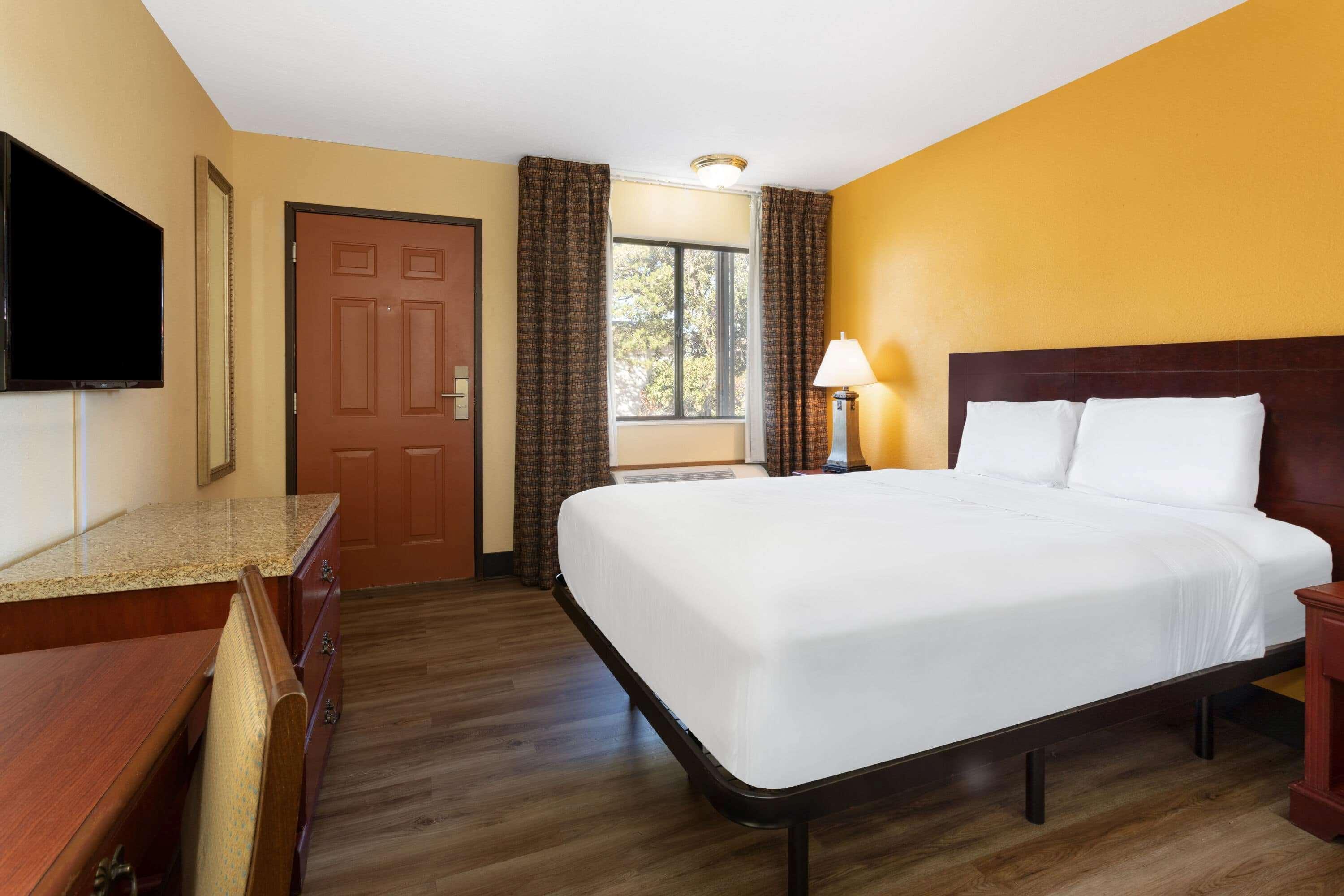 Travelodge By Wyndham Albuquerque East Dış mekan fotoğraf